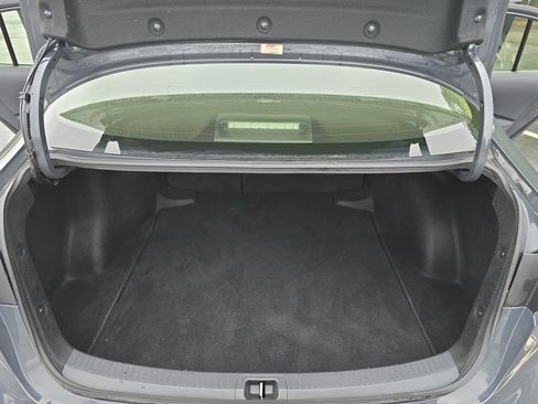 Used 2024 Toyota Corolla LE FWD image 13