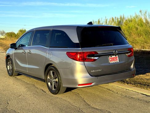 Used 2022 Honda Odyssey EX image 9