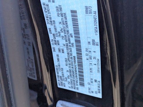 Used 2017 Ford Escape SE w/ Equipment Group 201A image 10