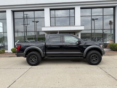 Used 2022 Ford F150 Raptor w/ Raptor 37 Performance Package AWD/4WD image 3