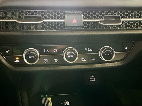 Used 2024 Honda HR-V EX-L image 16
