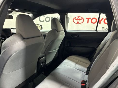 Used 2025 Toyota Corolla Cross AWD Hybrid image 18