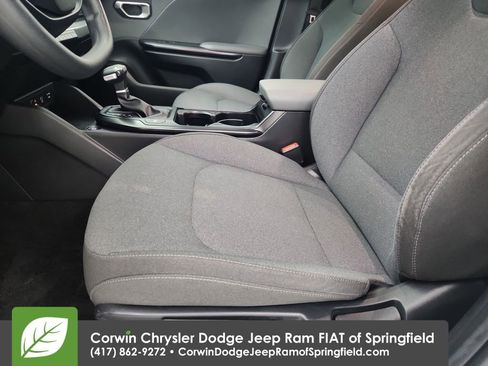 Used 2025 Kia K4 FWD image 19
