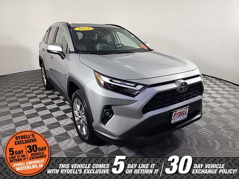 Used 2025 Toyota RAV4 XLE Premium image 2