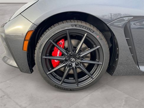 New 2025 Toyota GR86 Premium image 14