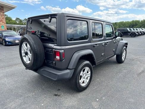 Used 2022 Jeep Wrangler Unlimited Sport AWD/4WD image 10