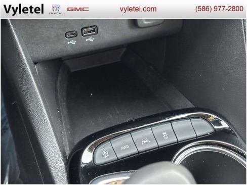 Used 2024 Buick Encore GX Preferred w/ Comfort Package image 27