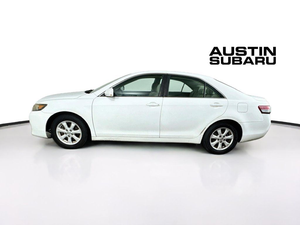 Used 2011 Toyota Camry LE w/ LE Extra-Value Pkg FWD image 4