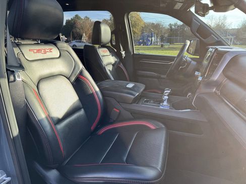 Used 2021 RAM 1500 TRX w/ TRX Lanuch Edition image 6