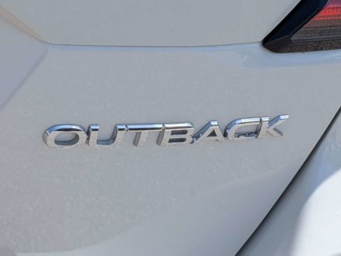 Certified 2025 Subaru Outback Premium AWD/4WD image 13
