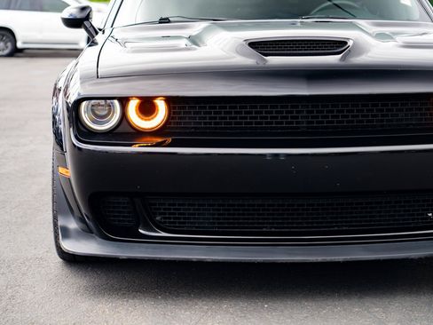Used 2019 Dodge Challenger R/T Scat Pack w/ Widebody Package RWD image 5