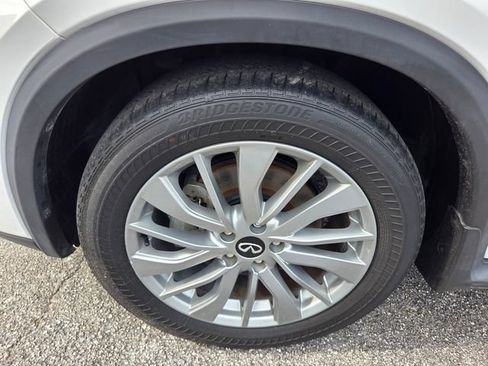 Used 2023 INFINITI QX50 Luxe FWD image 19