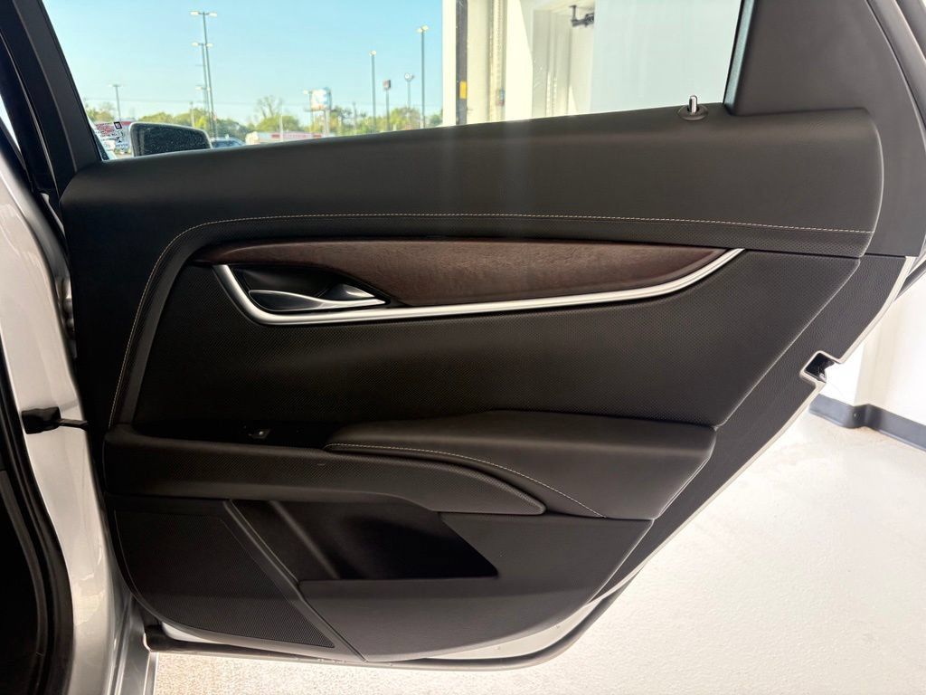 Used 2019 Cadillac XTS Luxury FWD image 45