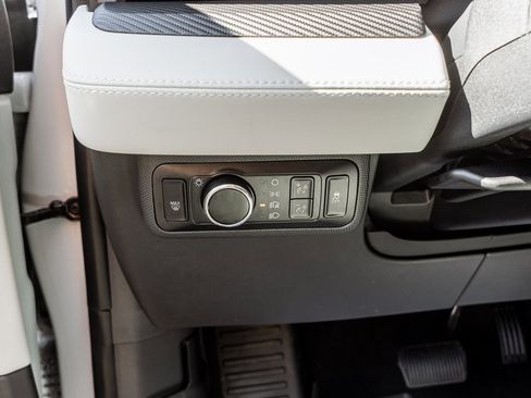 Used 2023 Ford Mustang Mach-E Premium image 20