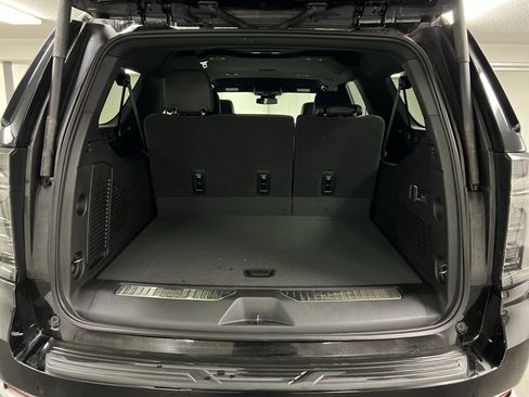 New 2025 Chevrolet Suburban Premier image 61