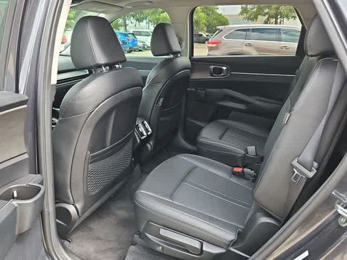 Used 2024 Kia Sorento X-Line EX AWD/4WD image 17