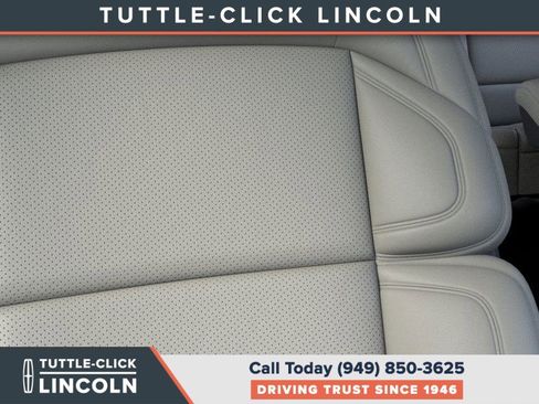 New 2026 Lincoln Navigator Reserve w/ Jet Appearance Package image 16