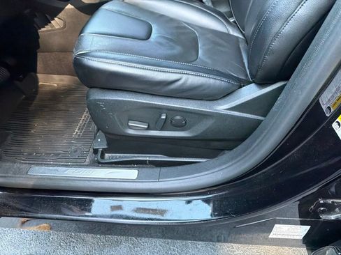Used 2022 Ford Edge Titanium w/ Equipment Group 301A AWD/4WD image 15