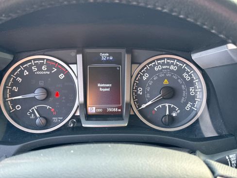 Used 2023 Toyota Tacoma 4x4 Double Cab w/ Trail Edition image 17