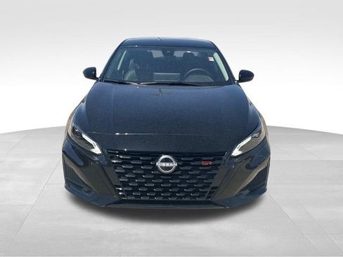 New 2026 Nissan Altima 2.5 SR image 2