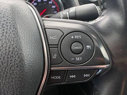 Used 2018 Toyota Camry XSE FWD image 25
