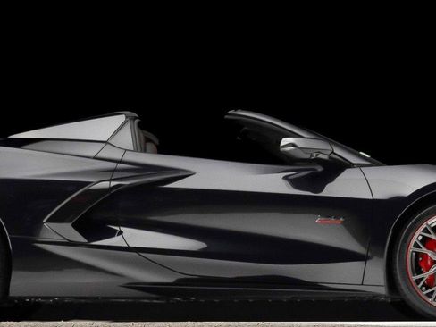 Used 2023 Chevrolet Corvette Stingray Premium Conv w/ Z51 Performance Package image 11