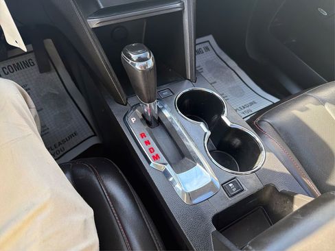 Used 2017 GMC Terrain SLT w/ Open Road Package image 56