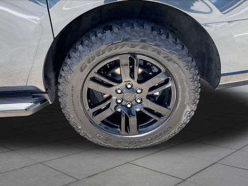 Used 2022 Ford Expedition Max XLT RWD image 11