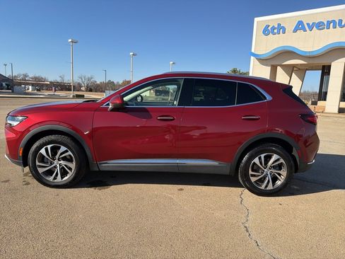 Used 2023 Buick Envision Essence image 8