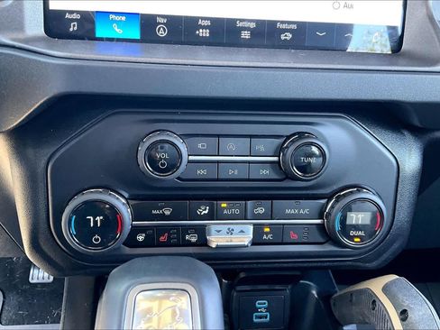 Used 2025 Ford Bronco Badlands AWD/4WD image 32