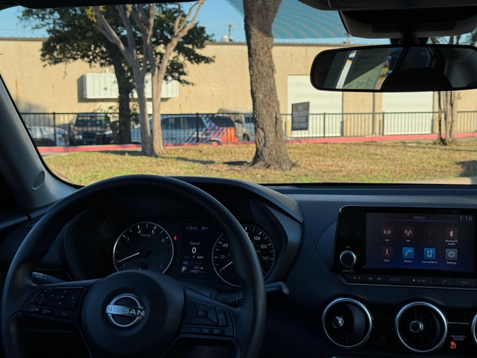 Used 2025 Nissan Sentra S FWD image 33