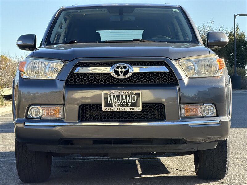Used 2012 Toyota 4Runner SR5 w/ Convenience Pkg AWD/4WD image 11