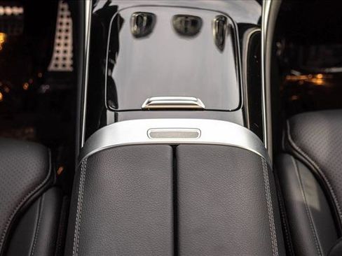 Certified 2024 Mercedes-Benz GLC 300 4MATIC image 21