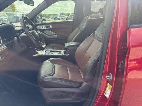 Used 2022 Ford Explorer King Ranch w/ Premium Technology Package AWD/4WD image 9