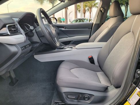Certified 2023 Toyota Camry LE image 11