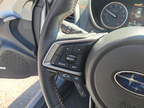 Used 2022 Subaru Crosstrek 2.5i Limited w/ Moonroof Package 2 image 31