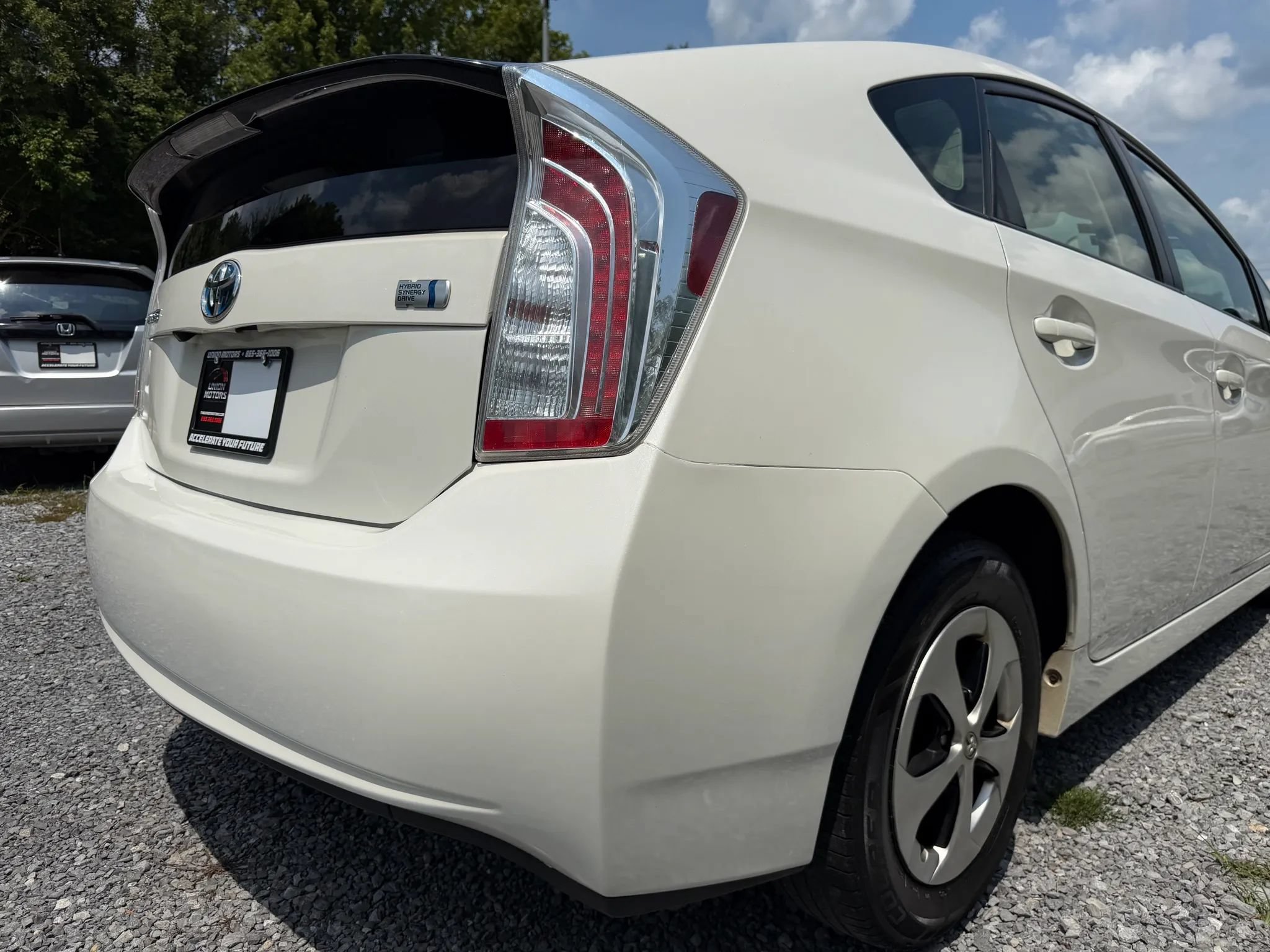 Used 2015 Toyota Prius Two FWD image 13