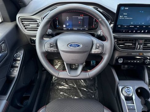 Used 2024 Ford Escape ST-Line w/ Tech Pack #1 image 16