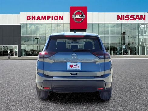 New 2026 Nissan Rogue SV image 6