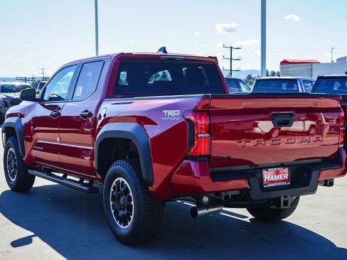 New 2025 Toyota Tacoma TRD Off-Road image 5
