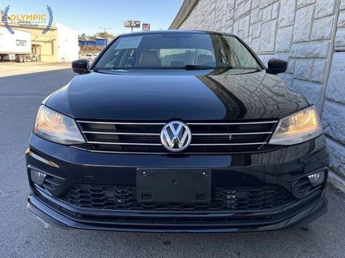 Used 2018 Volkswagen Jetta Wolfsburg Edition image 13
