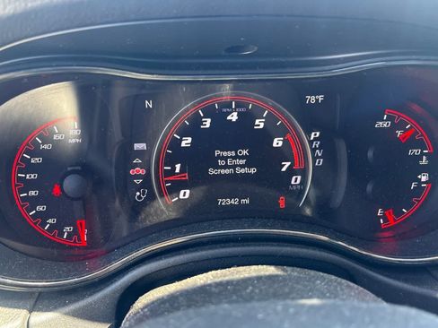 Used 2018 Dodge Durango SRT w/ Technology Group AWD/4WD image 26