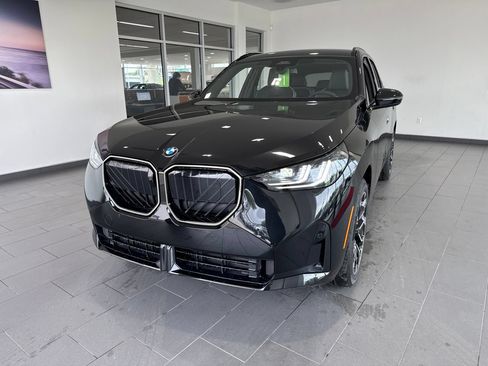 New 2026 BMW X3 xDrive30i w/ Premium Package AWD/4WD image 3