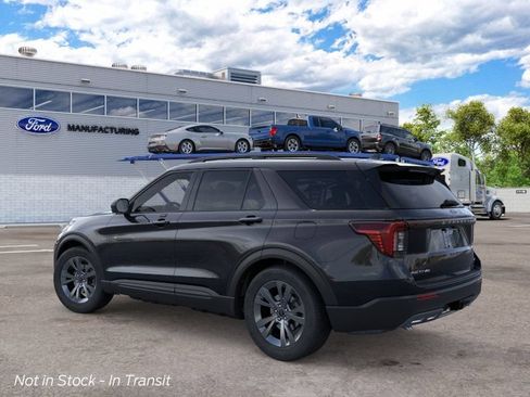 New 2026 Ford Explorer Active w/ Active Comfort Package AWD/4WD image 4
