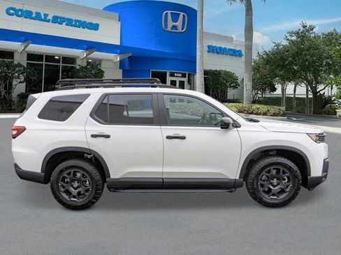 New 2026 Honda Pilot TrailSport image 6