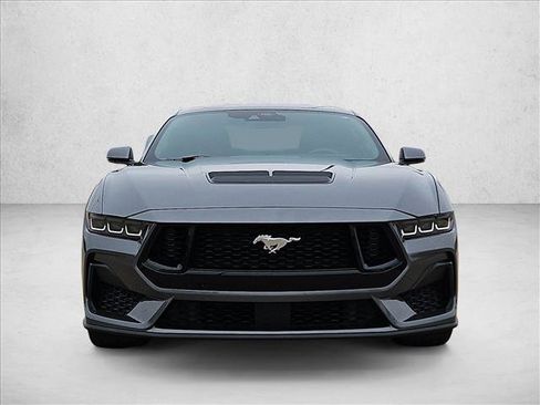 Used 2025 Ford Mustang GT Premium RWD image 2
