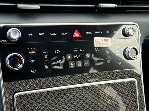 New 2026 Genesis GV80 3.5T e-SC image 24