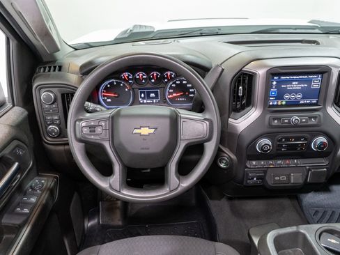 Used 2024 Chevrolet Silverado 2500 Custom w/ Custom Value Package AWD/4WD image 12
