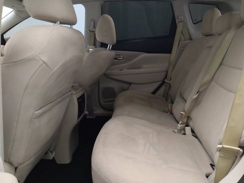 Used 2019 Nissan Murano SV w/ Premium Package image 18