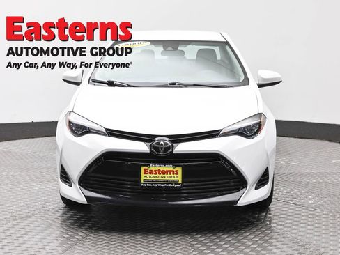 Used 2019 Toyota Corolla LE FWD image 2